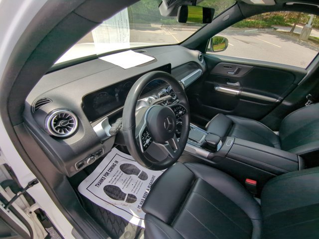 Used 2022 Mercedes-Benz GLB 250 4MATIC image 17