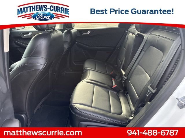Certified 2020 Ford Escape Titanium FWD image 12