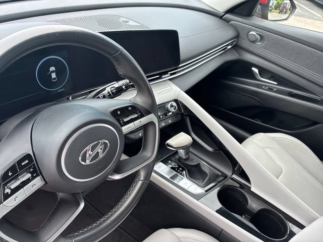 Used 2023 Hyundai Elantra Limited FWD image 73