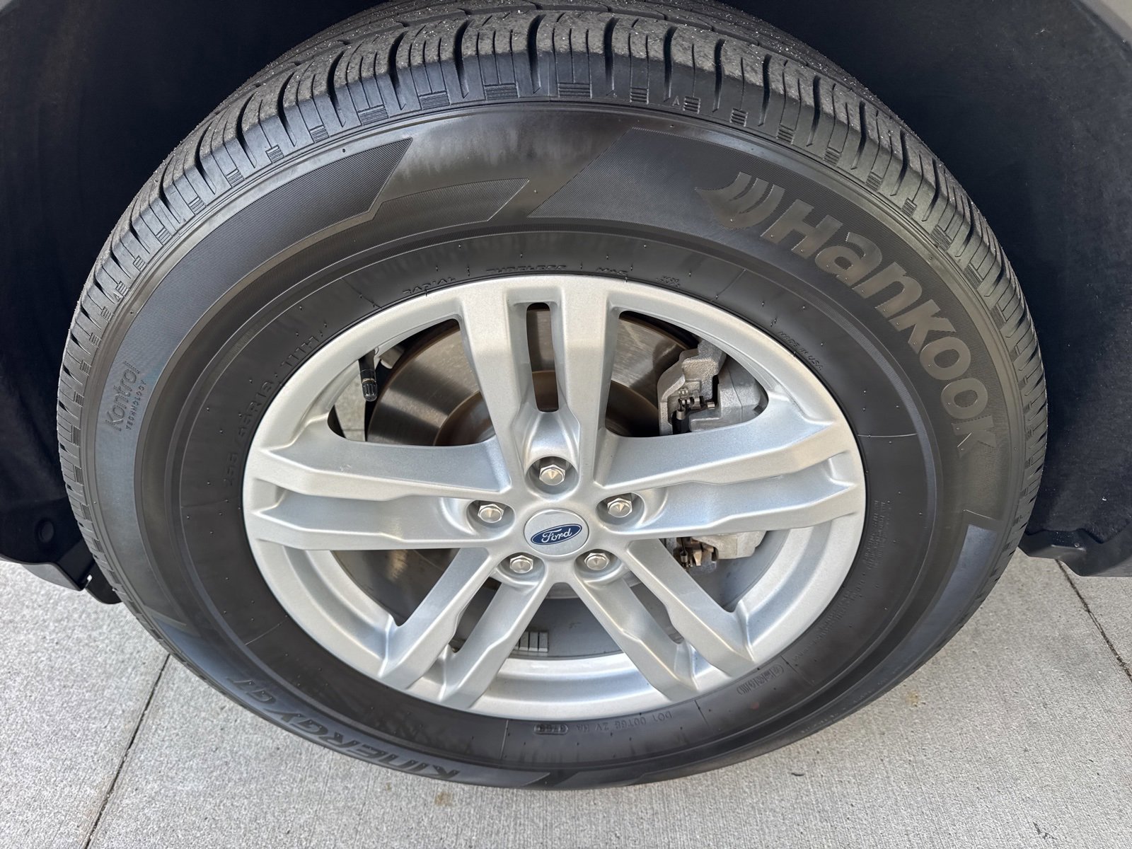 Certified 2023 Ford Explorer XLT w/ Equipment Group 202A image 19