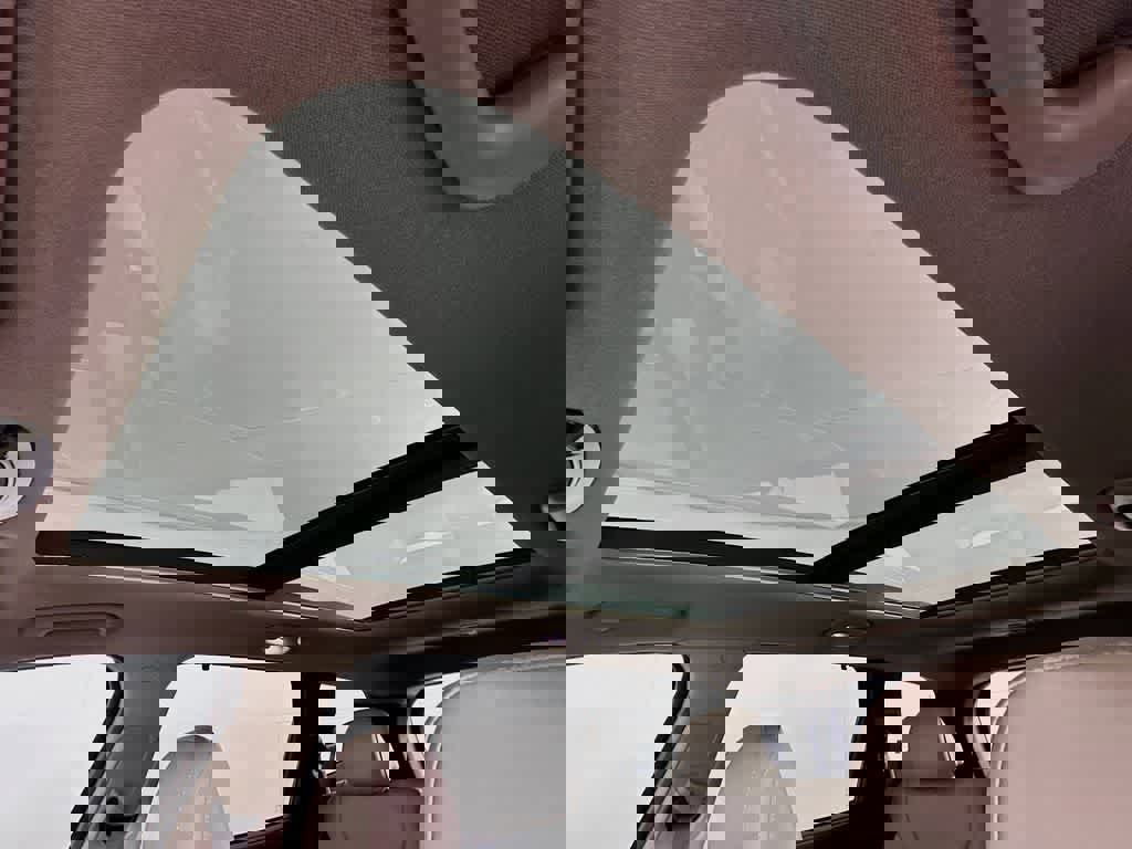 Used 2022 Hyundai Santa Fe Limited image 32