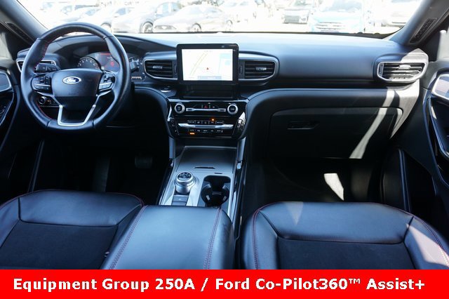 Certified 2023 Ford Explorer ST-Line w/ Class IV Trailer Tow Package image 10