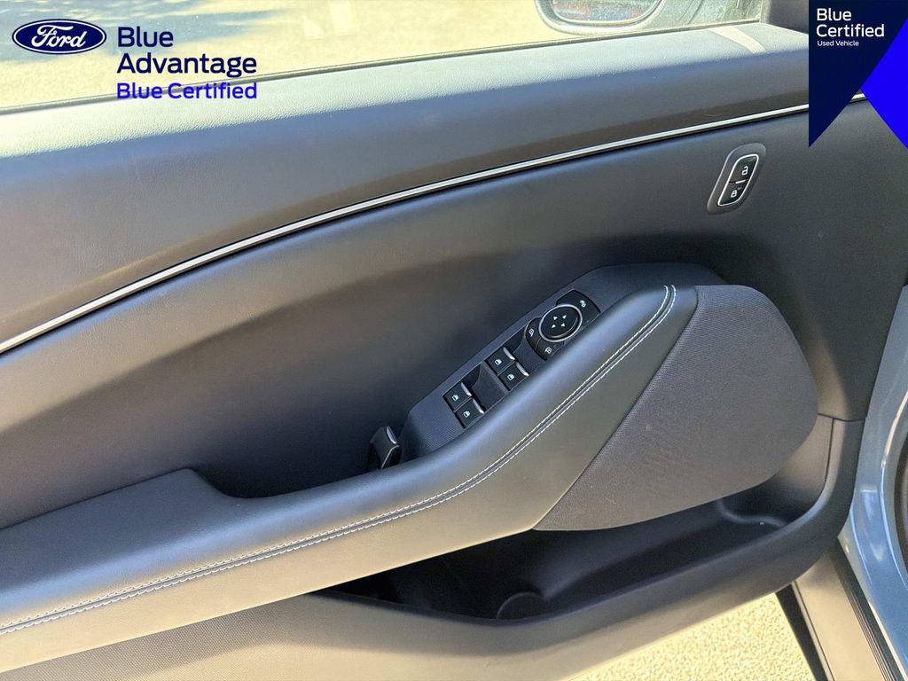 Certified 2024 Ford Mustang Mach-E Select RWD image 15