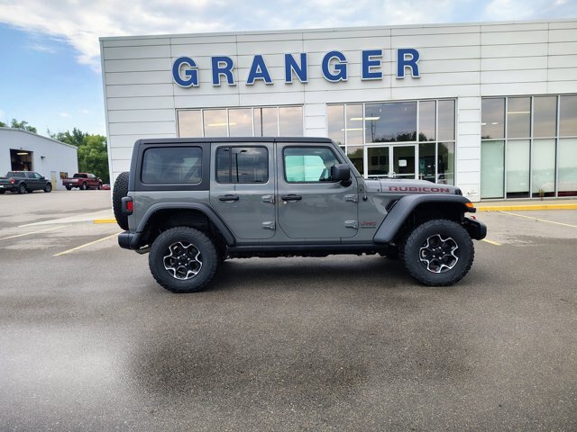 Used 2023 Jeep Wrangler Unlimited Rubicon w/ Cold Weather Group AWD/4WD image 7