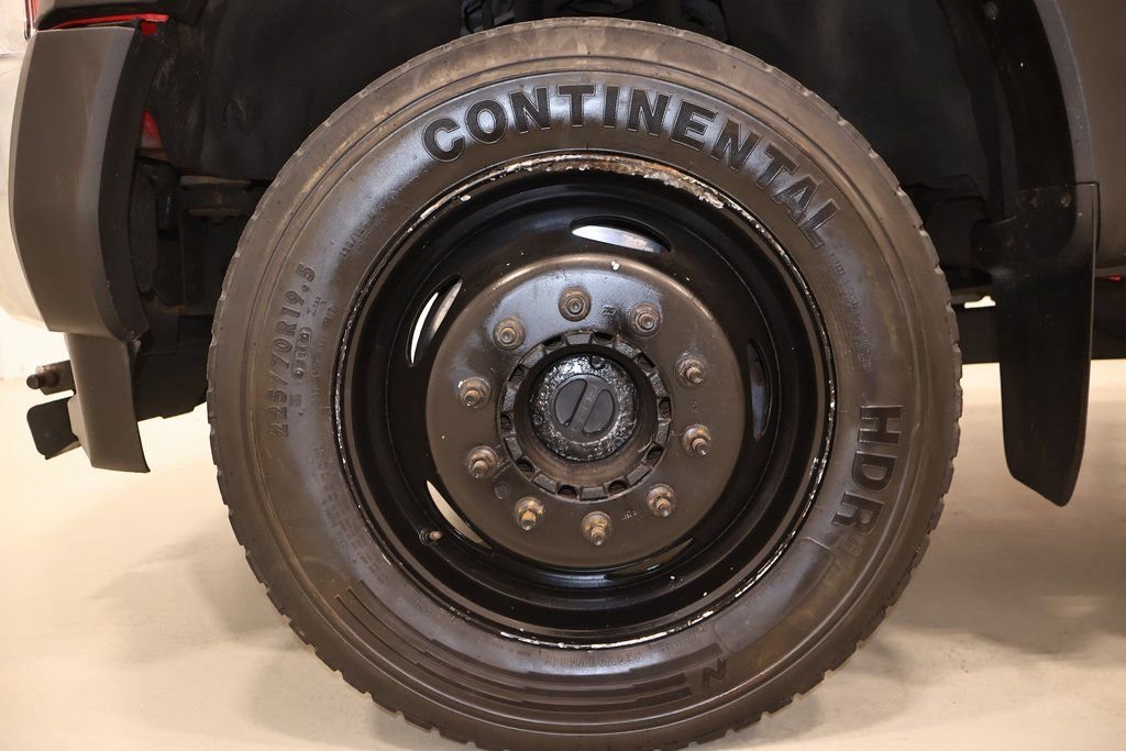 Certified 2017 Ford F550 XL image 43