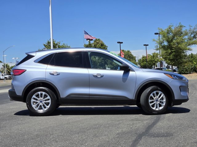 Certified 2022 Ford Escape SE AWD/4WD image 3