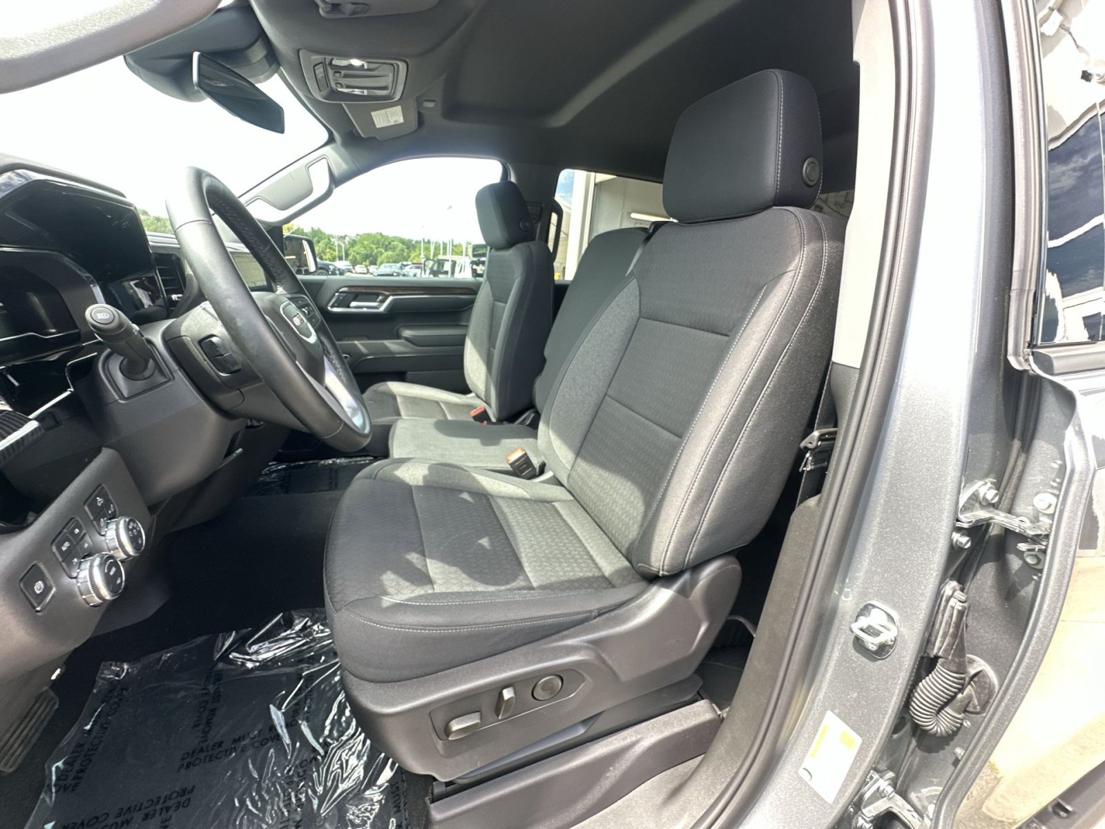 Used 2024 GMC Sierra 1500 Elevation AWD/4WD image 21