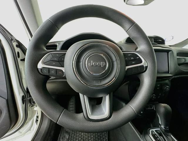 Used 2023 Jeep Renegade Latitude AWD/4WD image 15