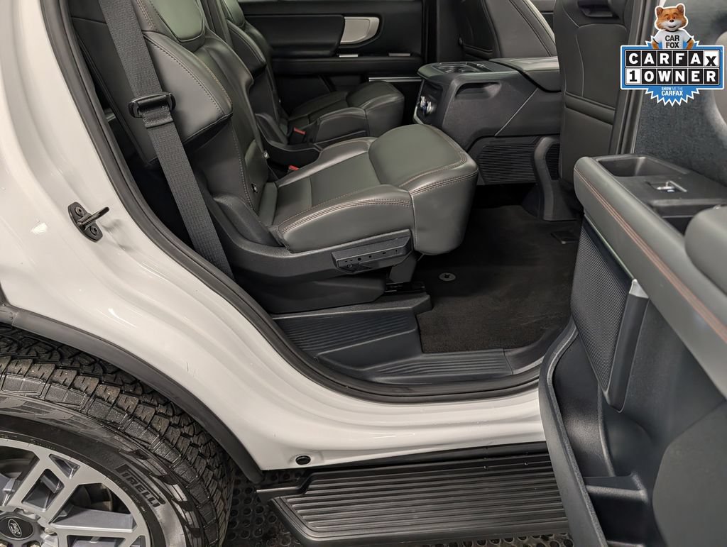 Certified 2025 Ford Expedition Active AWD/4WD image 38
