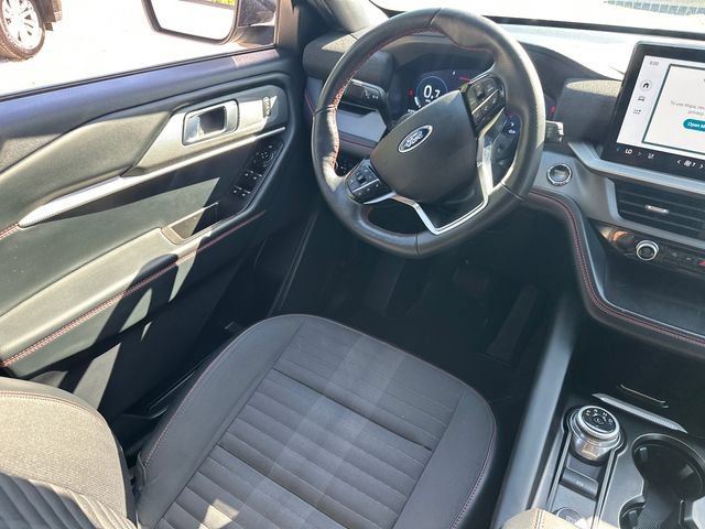 Certified 2025 Ford Explorer ST-Line w/ ST-Line Street Pack AWD/4WD image 22
