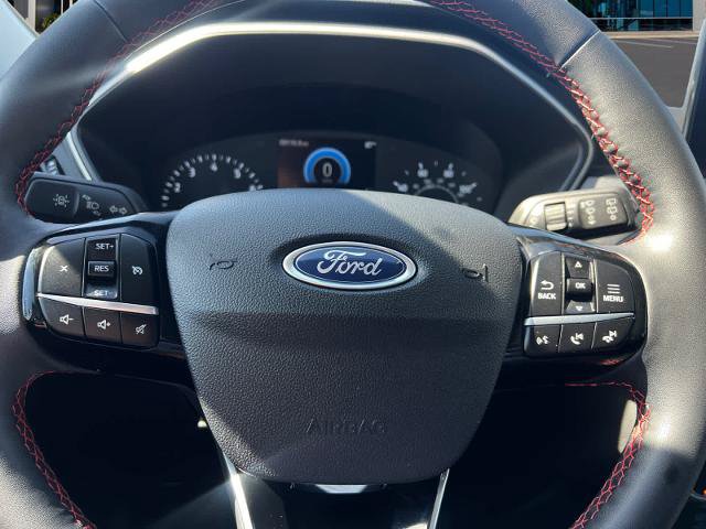 Certified 2022 Ford Escape SEL w/ SEL Stealth AWD Package image 11