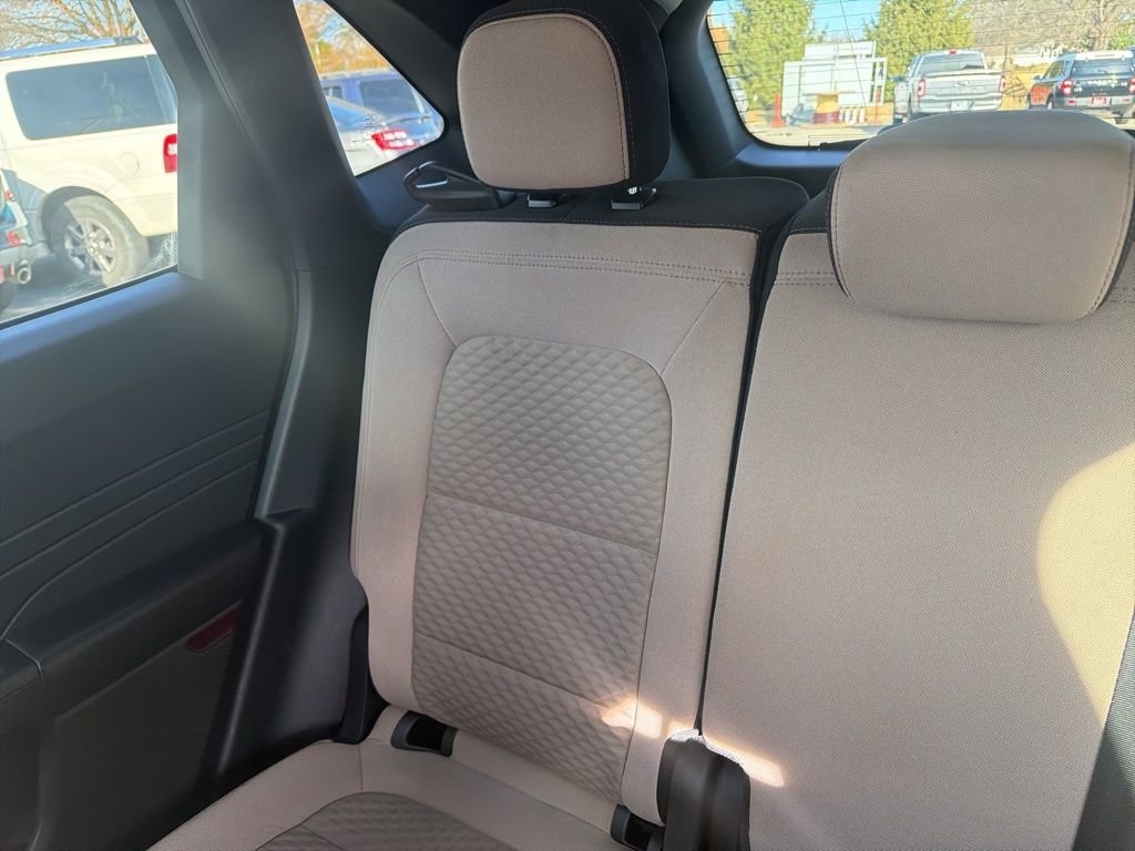 Certified 2021 Ford Escape SE image 13
