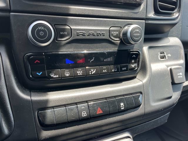 Used 2024 RAM ProMaster 2500 w/ Convenience Group FWD image 34