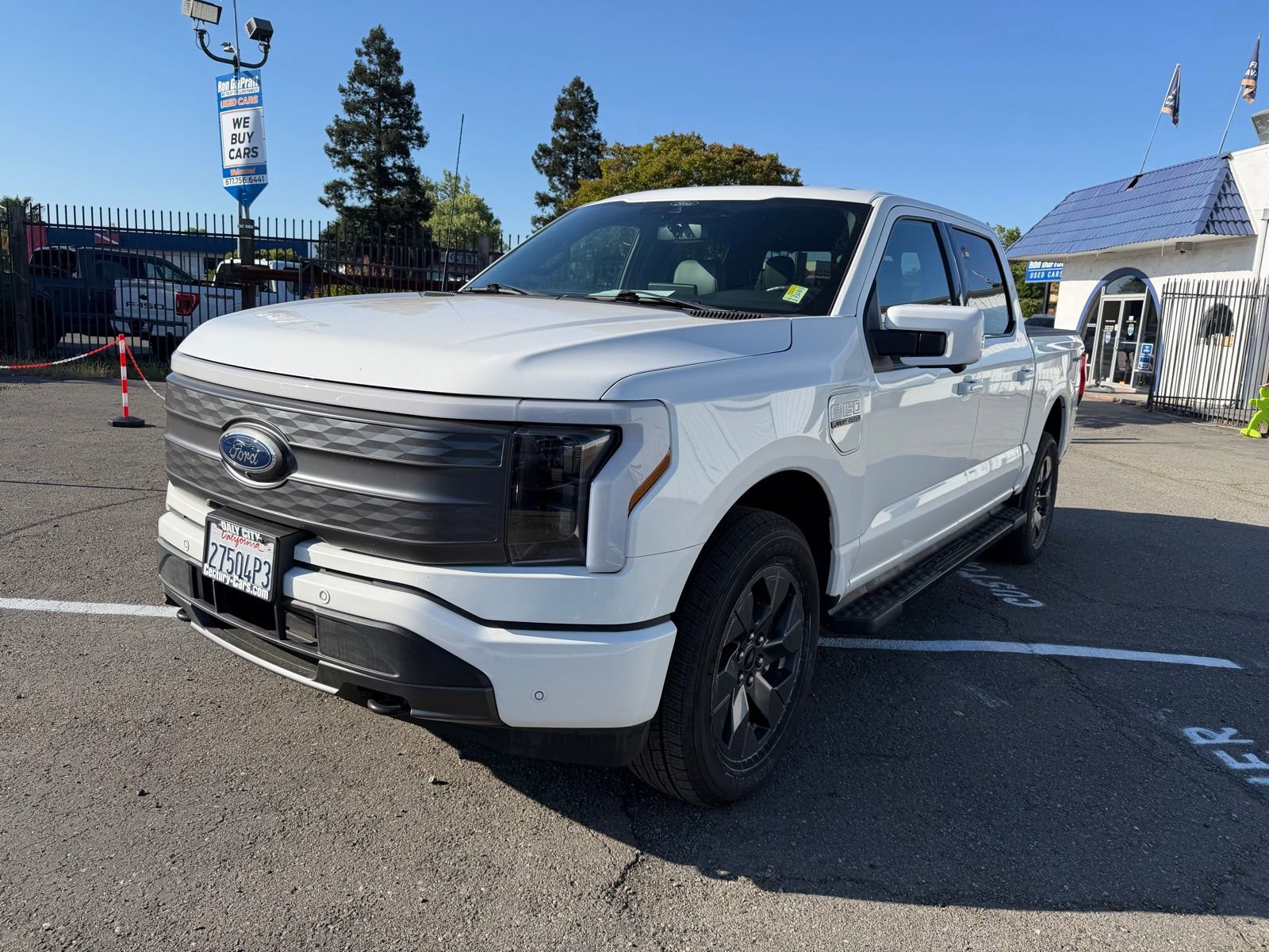 Certified 2022 Ford F150 Lightning Lariat AWD/4WD image 1