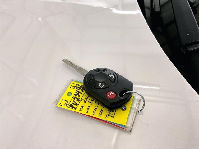 Certified 2017 Ford Escape SE AWD/4WD image 9