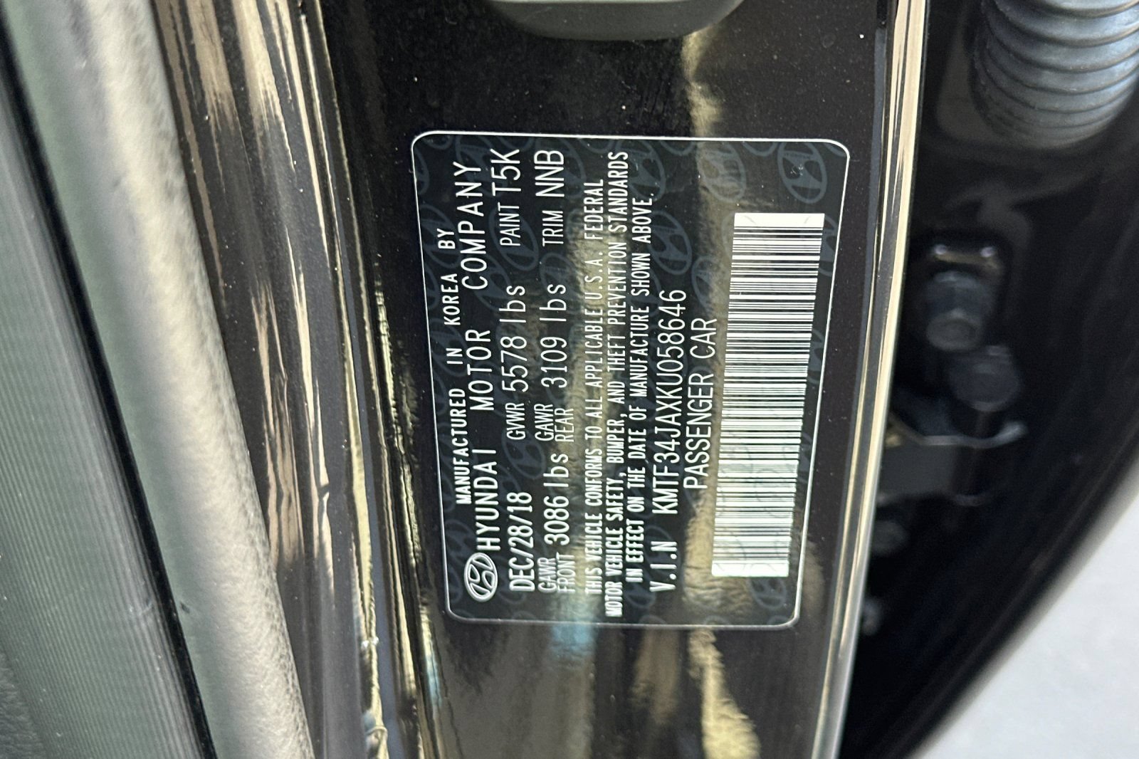 Used 2019 Genesis G90 3.3T Premium RWD image 33