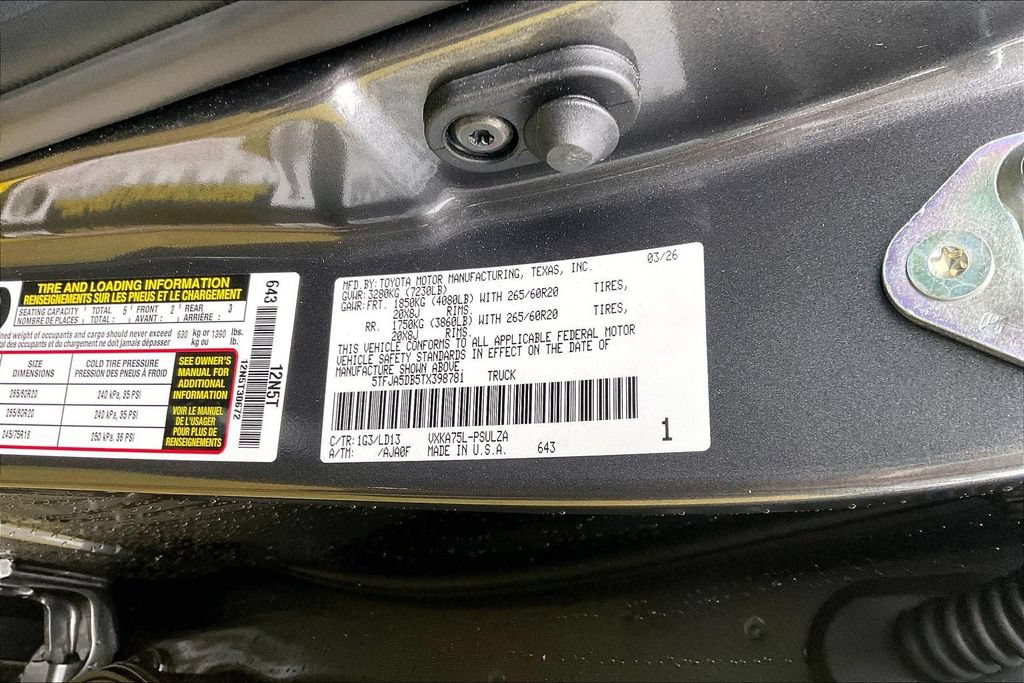Used 2026 Toyota Tundra Limited AWD/4WD image 36