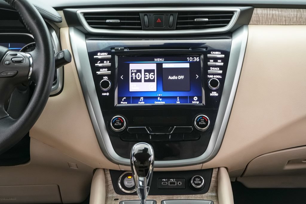 Used 2023 Nissan Murano SV AWD/4WD image 15