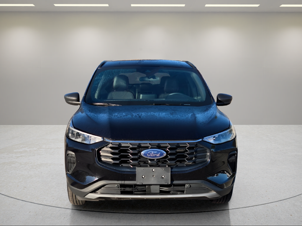 Certified 2025 Ford Escape ST-Line AWD/4WD image 2