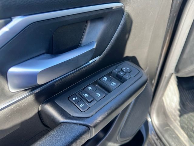 Used 2025 RAM 1500 Big Horn AWD/4WD image 4