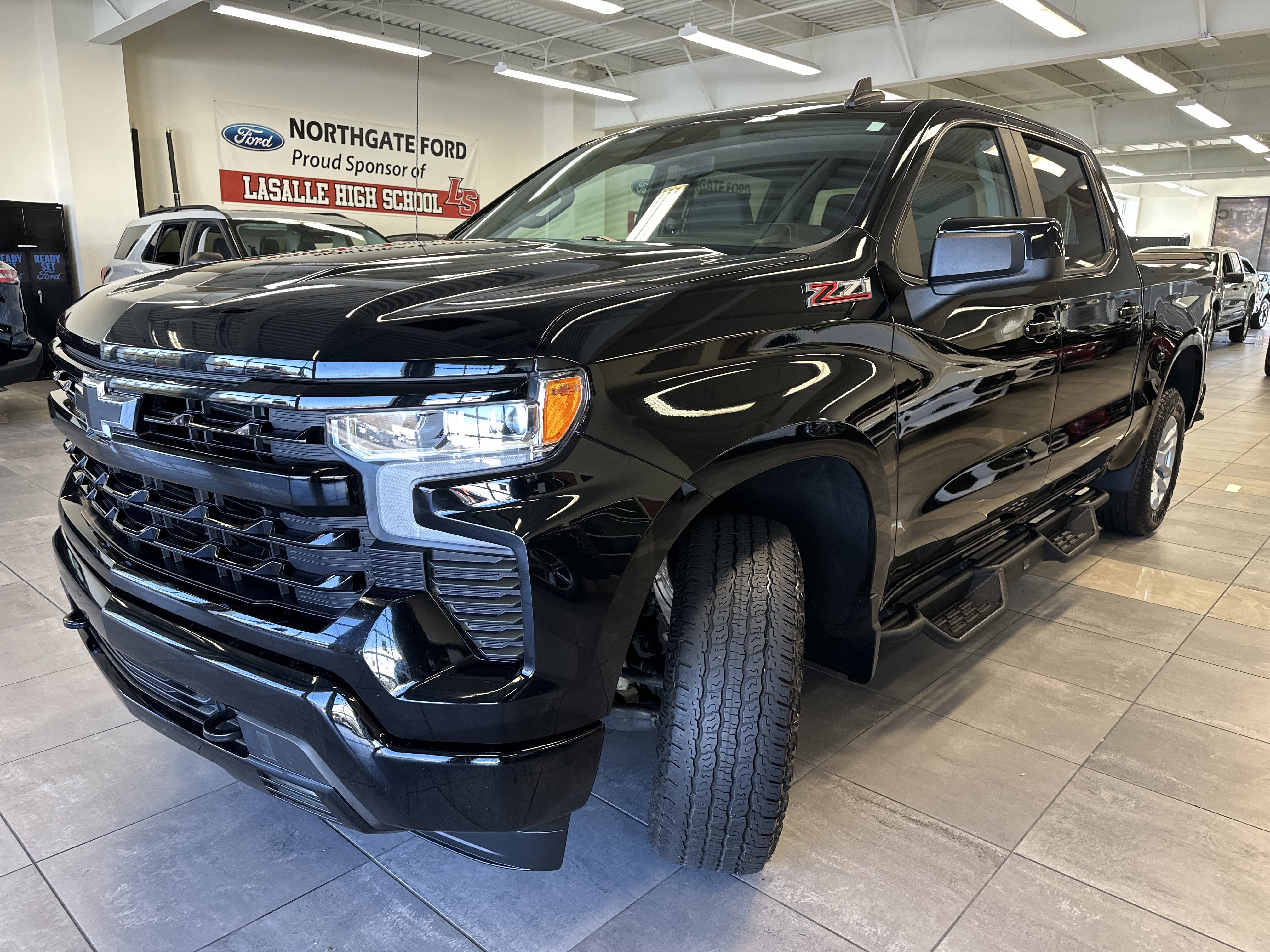 Used 2022 Chevrolet Silverado 1500 RST image 17