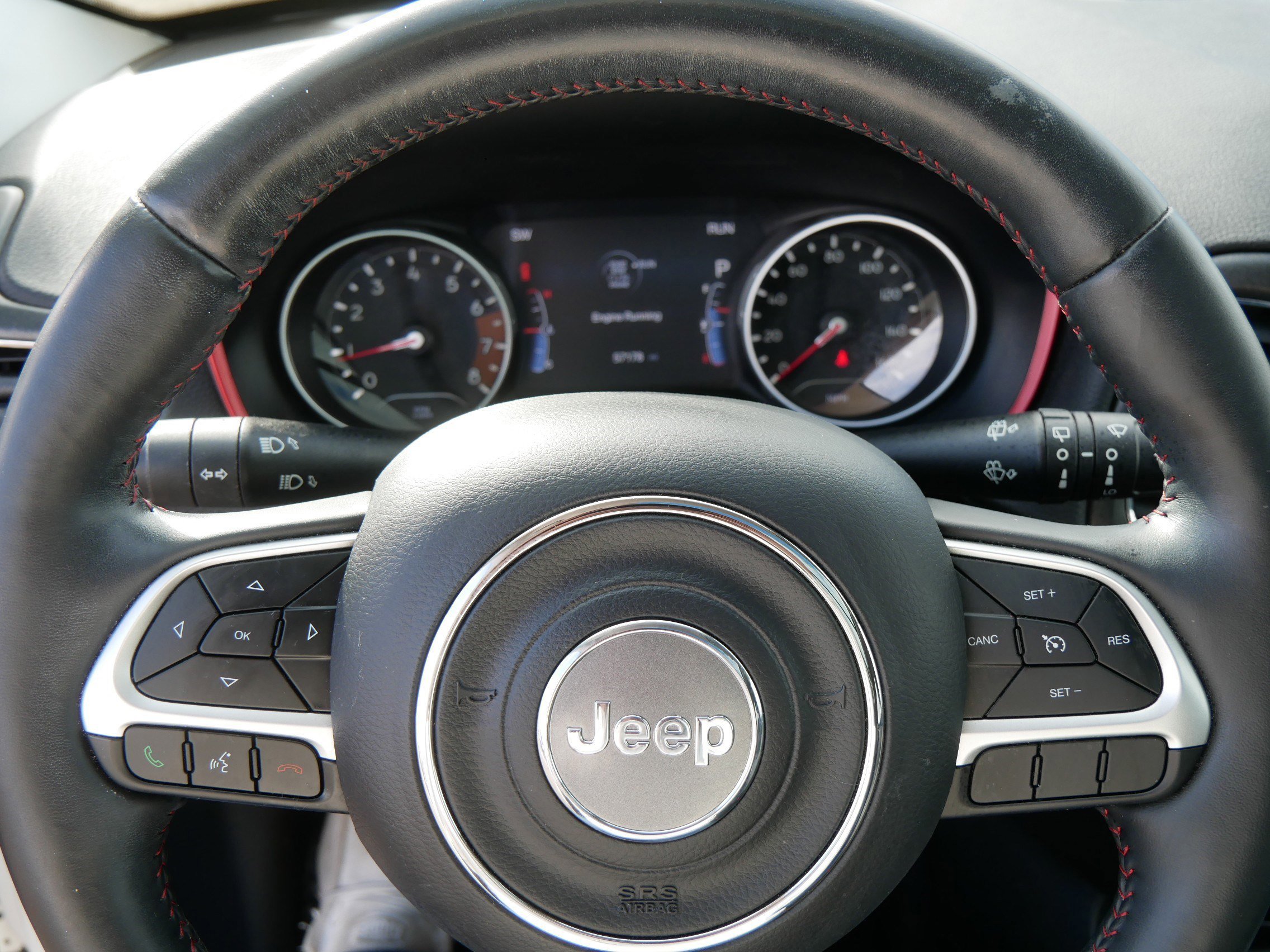 Used 2018 Jeep Compass Trailhawk w/ Cold Weather Group image 25