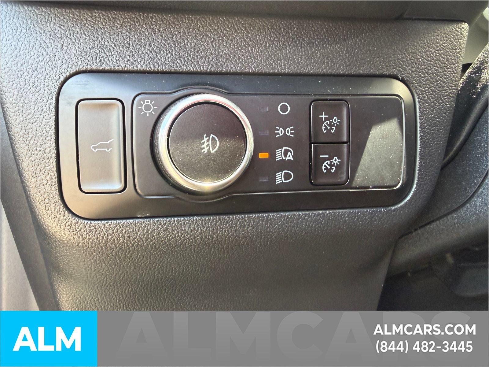 Certified 2025 Ford Escape ST-Line Select AWD/4WD image 24