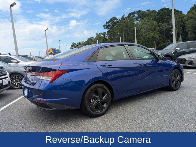 Used 2022 Hyundai Elantra Blue FWD image 3