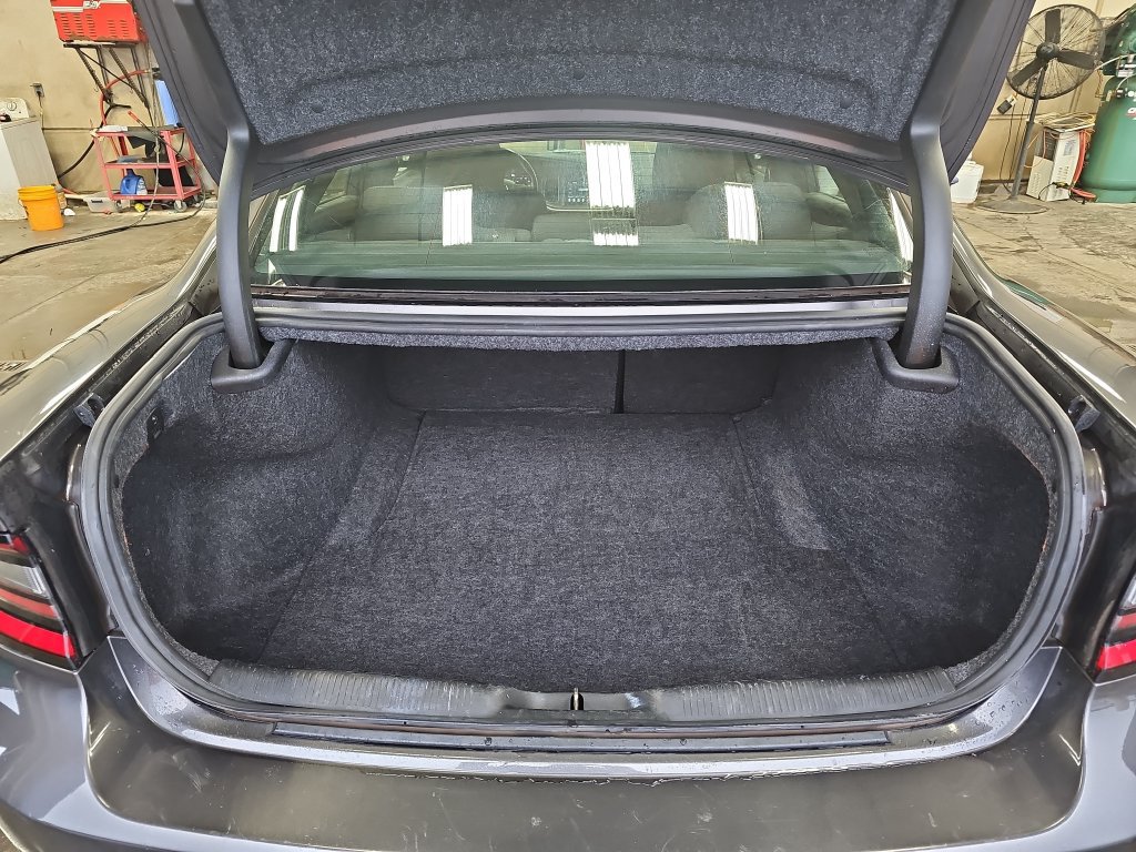 Used 2022 Dodge Charger SXT RWD image 12