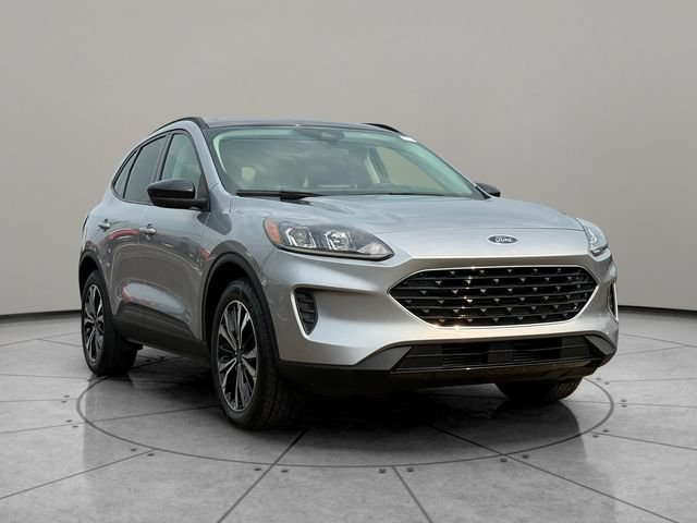 Certified 2022 Ford Escape SE w/ SE Sport Appearance Package AWD/4WD image 13