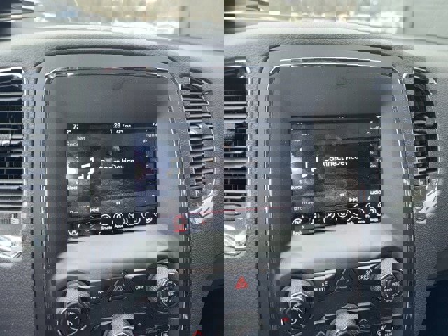 Used 2018 Dodge Durango SXT w/ Quick Order Package 2BB image 25