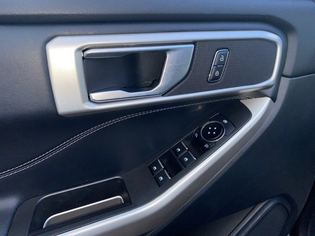 Certified 2023 Ford Explorer XLT w/ Equipment Group 202A image 19