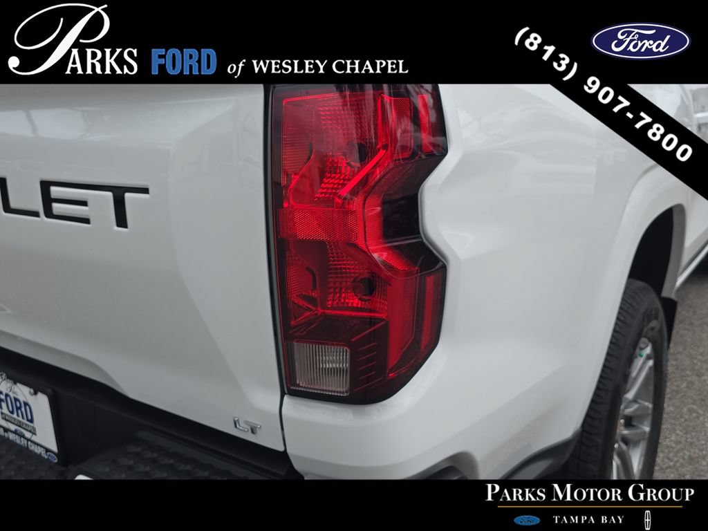 Used 2024 Chevrolet Colorado LT RWD image 7