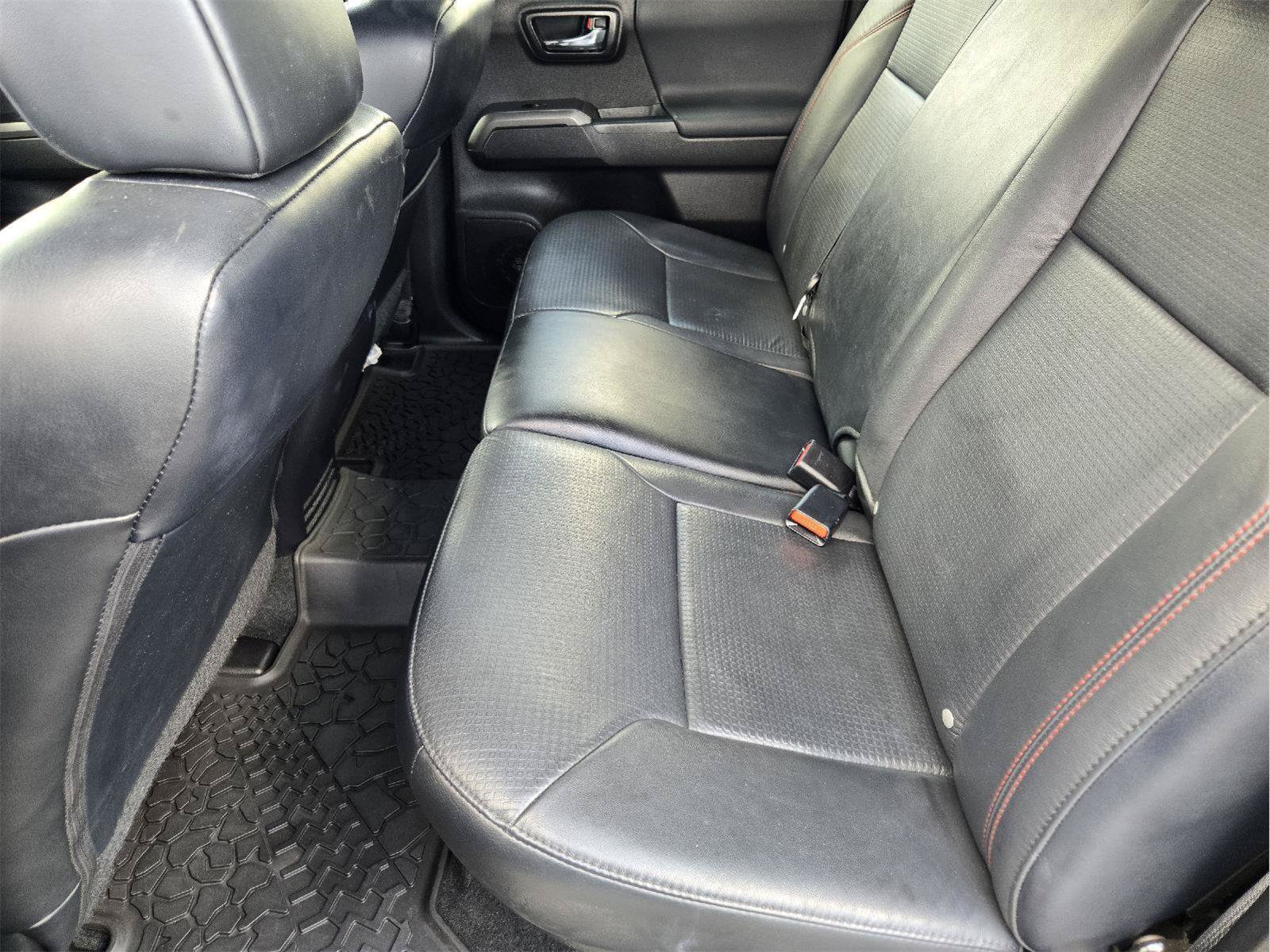 Used 2022 Toyota Tacoma TRD Pro AWD/4WD image 28
