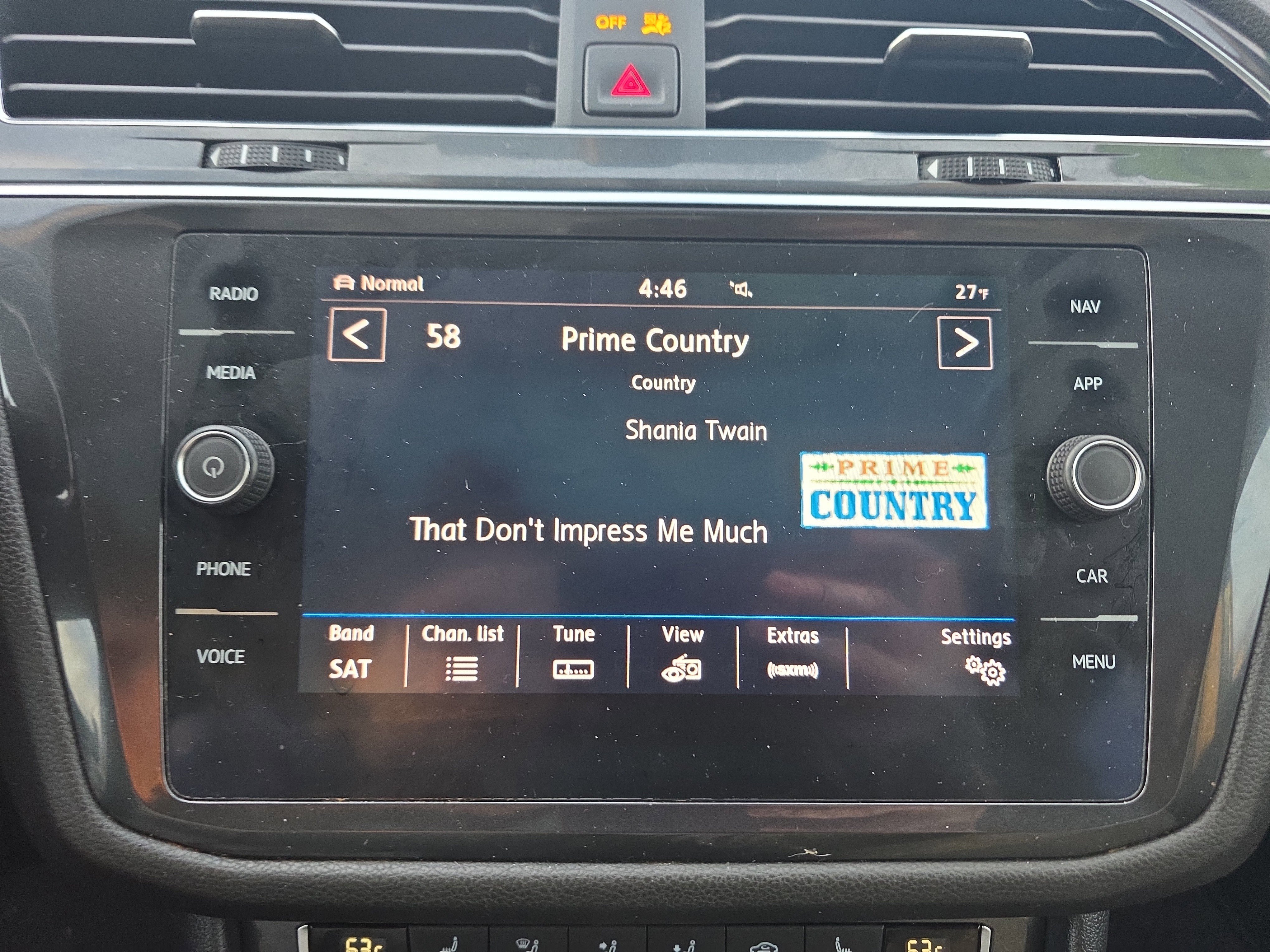 Used 2019 Volkswagen Tiguan SEL w/ 3rd Row Seat Package image 41