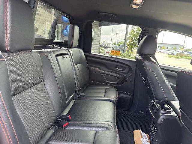 Used 2021 Nissan Titan PRO-4X w/ Pro-4x Convenience Package image 11