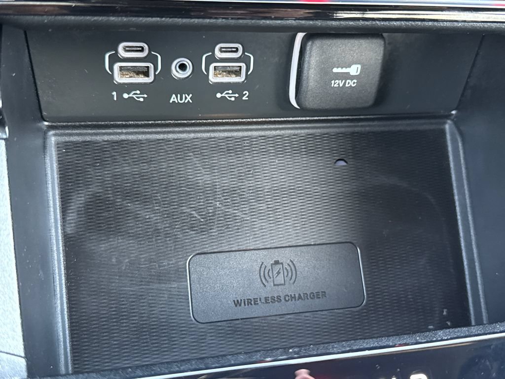 Used 2023 Jeep Grand Cherokee L Laredo RWD image 21