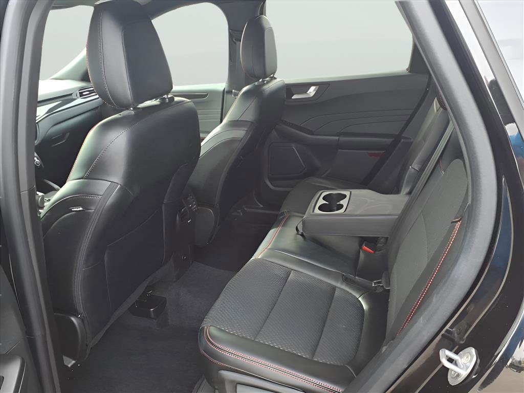 Certified 2023 Ford Escape ST-Line w/ Tech Pack #1 image 9