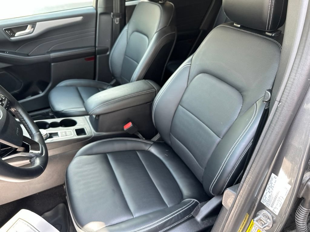 Certified 2023 Ford Escape Platinum AWD/4WD image 12