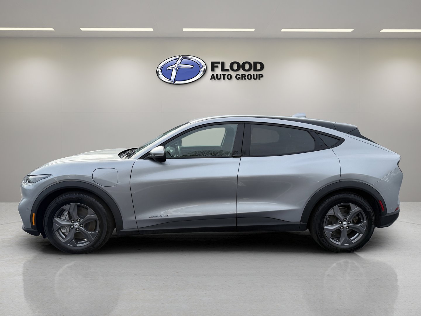 Certified 2021 Ford Mustang Mach-E Select w/ Comfort/Technology Package AWD/4WD image 5