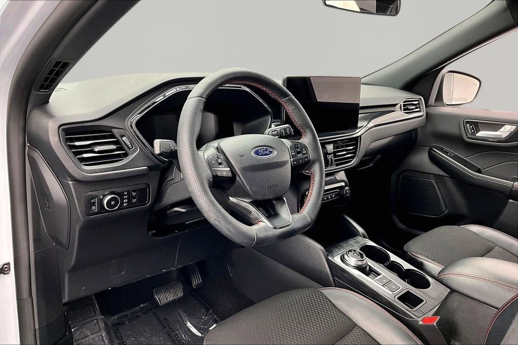 Certified 2025 Ford Escape ST-Line Select w/ Tech Pack #1 AWD/4WD image 14