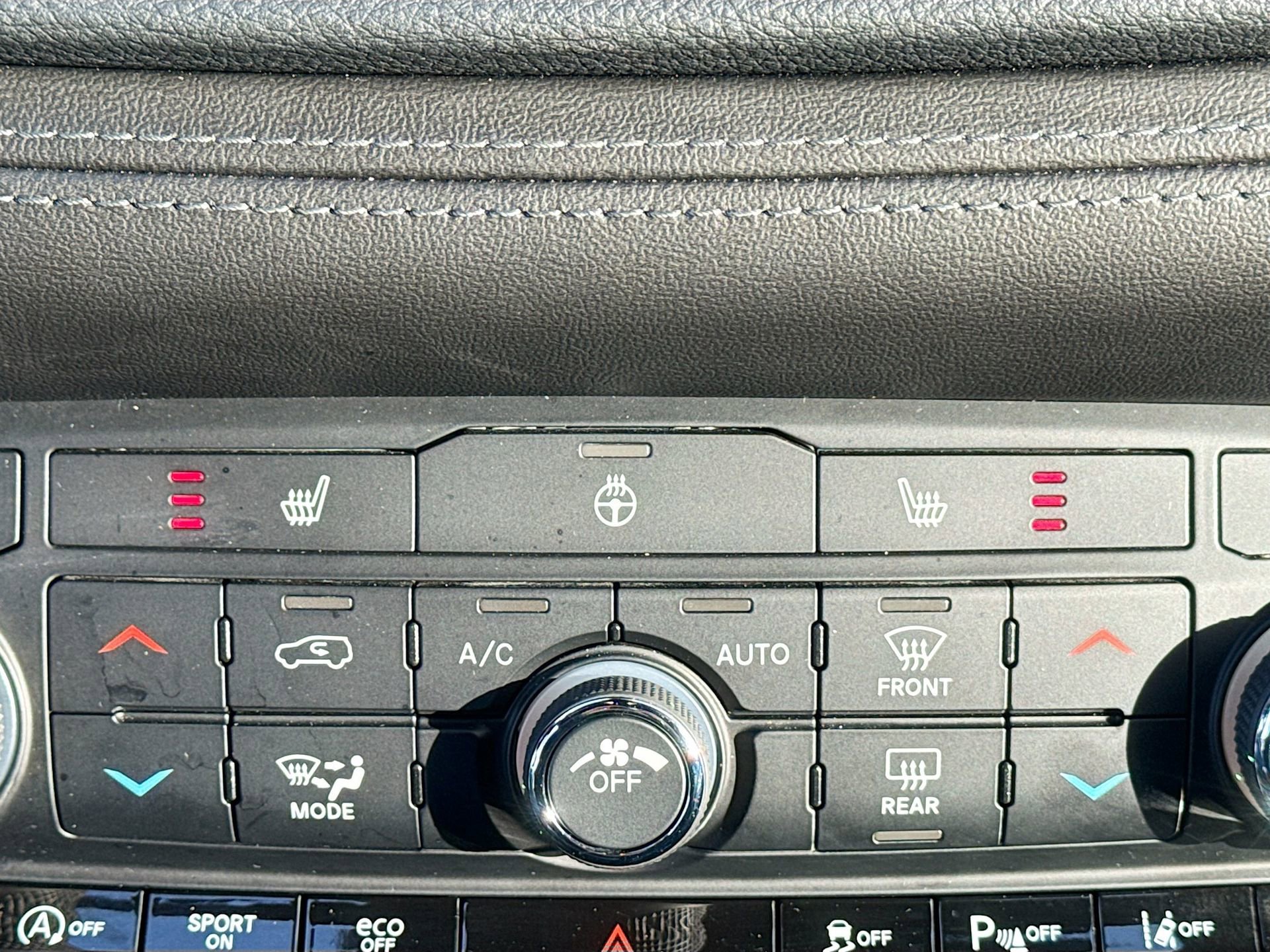 Used 2022 Dodge Durango GT image 25