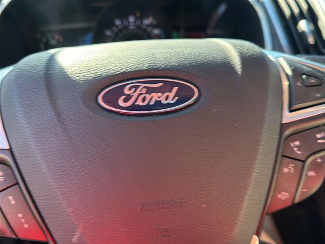 Certified 2018 Ford Edge Titanium w/ Equipment Group 302A FWD image 15