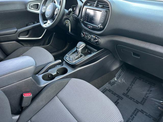 Used 2023 Kia Soul LX w/ Option Group 015 image 15