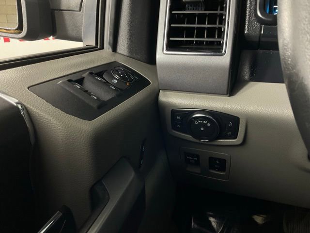 Certified 2019 Ford F150 XLT w/ Equipment Group 301A Mid image 18