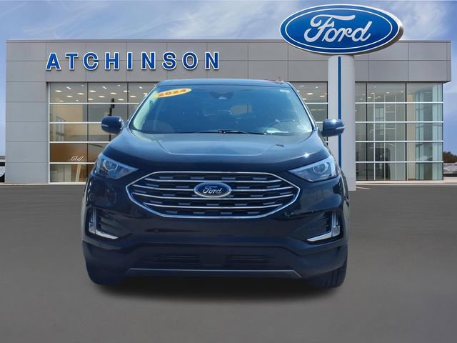Certified 2024 Ford Edge Titanium w/ Class II Trailer Tow Package AWD/4WD image 3
