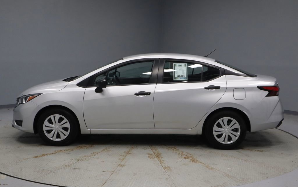 Used 2024 Nissan Versa S image 7