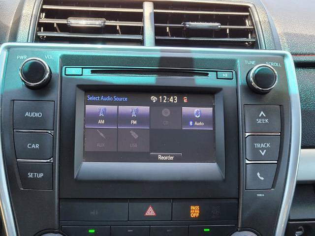Used 2017 Toyota Camry SE FWD image 18