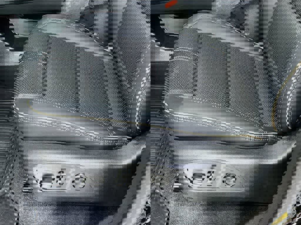 Used 2026 Chevrolet Traverse High Country w/ LPO, Floor Liner Package image 31