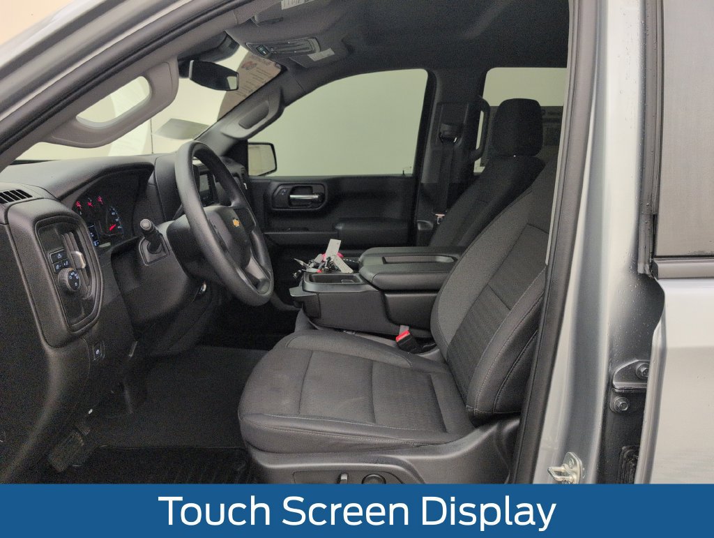 Used 2025 Chevrolet Silverado 1500 Custom RWD image 4